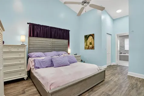 7891 NW 90th Avenue Tamarac FL 33321