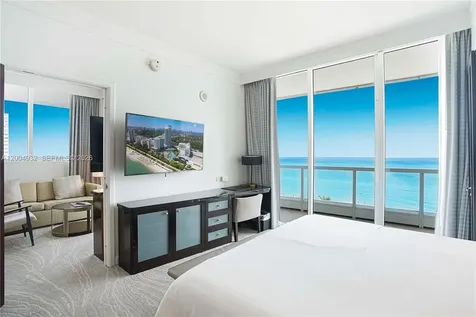 4391 Collins Avenue Miami Beach FL 33140
