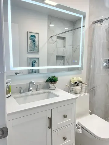 340 S Oakridge S Deerfield Beach FL 33442