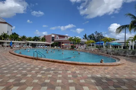 340 S Oakridge S Deerfield Beach FL 33442
