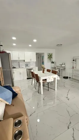 340 S Oakridge S Deerfield Beach FL 33442