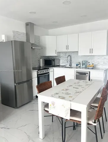 340 S Oakridge S Deerfield Beach FL 33442
