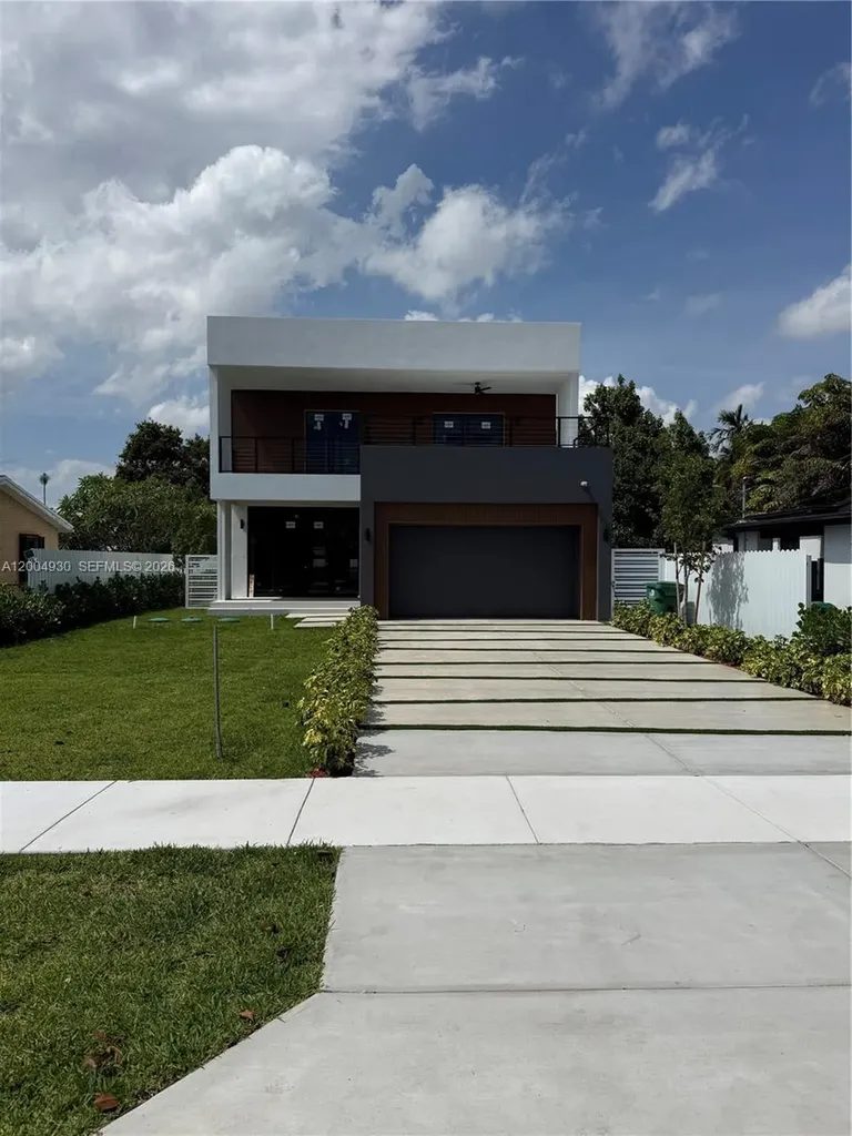 6449 SW 28th Street Miami FL 33155