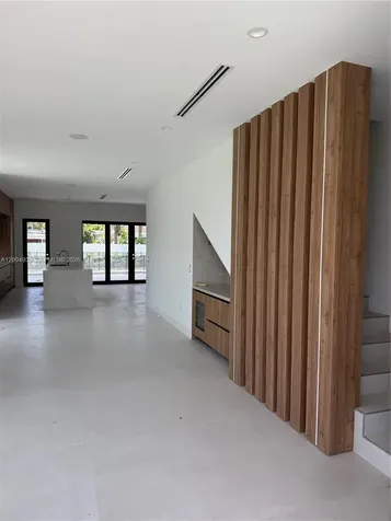6449 SW 28th Street Miami FL 33155