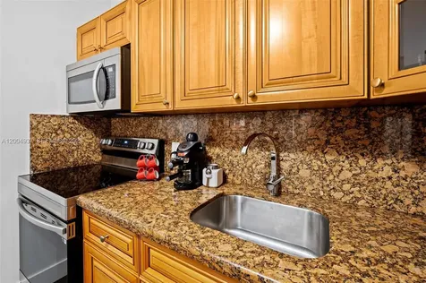 13840 NW 5th Court North Miami FL 33168