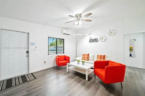 13840 NW 5th Court North Miami FL 33168