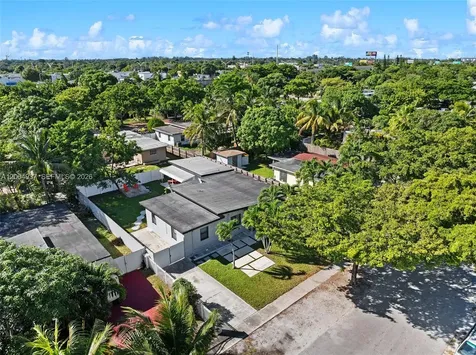 13840 NW 5th Court North Miami FL 33168