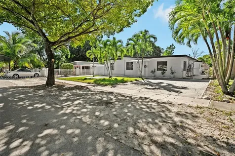 13840 NW 5th Court North Miami FL 33168