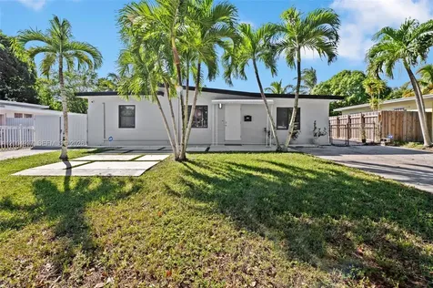 13840 NW 5th Court North Miami FL 33168
