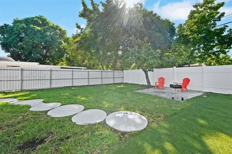 13840 NW 5th Court North Miami FL 33168