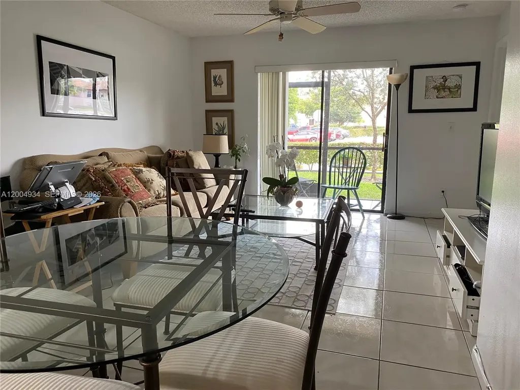 10633 NW 10th Street Pembroke Pines FL 33026
