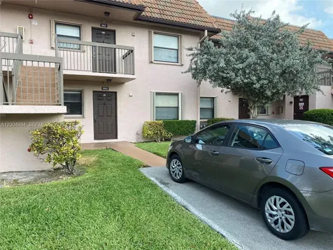 10633 NW 10th Street Pembroke Pines FL 33026