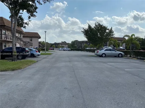 10633 NW 10th Street Pembroke Pines FL 33026