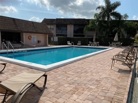 10633 NW 10th Street Pembroke Pines FL 33026