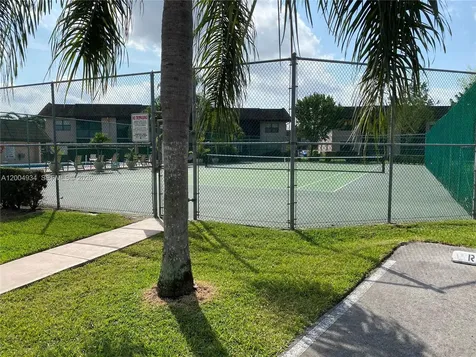 10633 NW 10th Street Pembroke Pines FL 33026