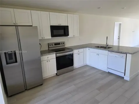 2913 SW 34th Street Lehigh Acres FL 33976