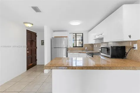5580 W 26th Court Hialeah FL 33016