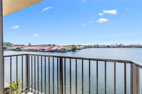 5580 W 26th Court Hialeah FL 33016