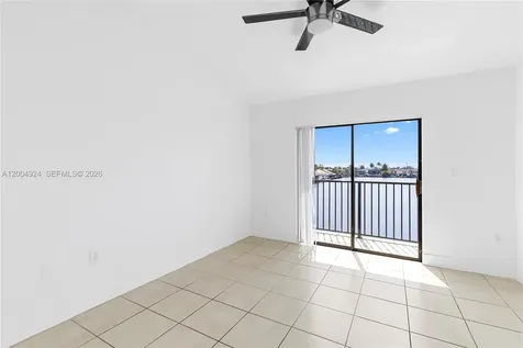 5580 W 26th Court Hialeah FL 33016