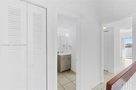 5580 W 26th Court Hialeah FL 33016