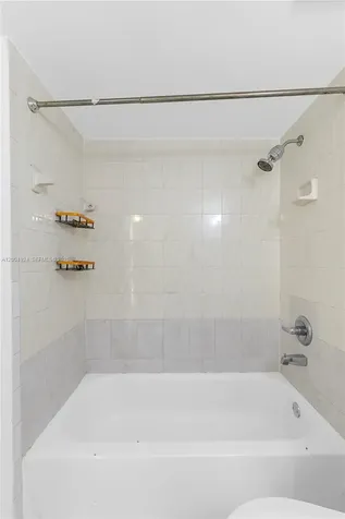5580 W 26th Court Hialeah FL 33016
