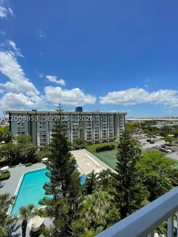 4550 NW 9th Street Miami FL 33126