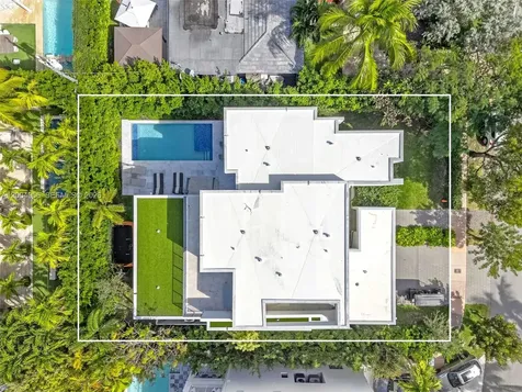 285 W Mashta Drive Key Biscayne FL 33149