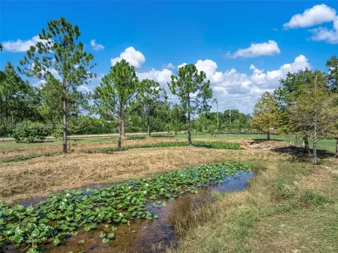 2316 Gem Stone Sebring FL 33857