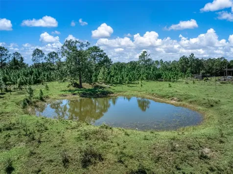 2316 Gem Stone Sebring FL 33857