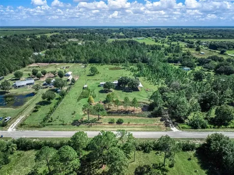 2316 Gem Stone Sebring FL 33857