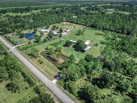 2316 Gem Stone Sebring FL 33857