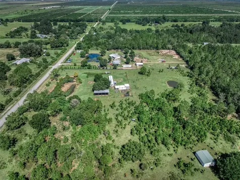 2316 Gem Stone Sebring FL 33857