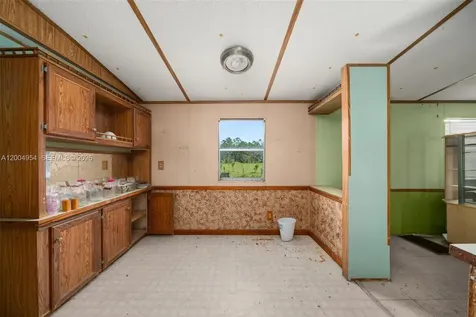 2316 Gem Stone Sebring FL 33857