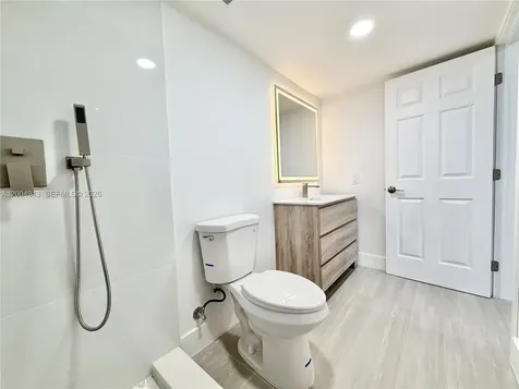 3361 NW 47th Terrace Lauderdale Lakes FL 33319