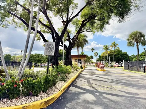 3361 NW 47th Terrace Lauderdale Lakes FL 33319