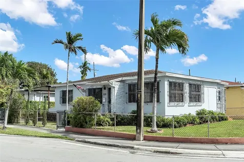 3694 NW 20th Street Miami FL 33142