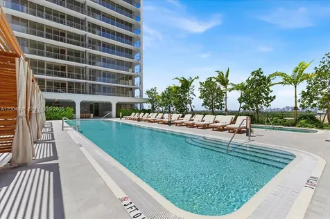 2678 Tigertail Avenue Miami FL 33133