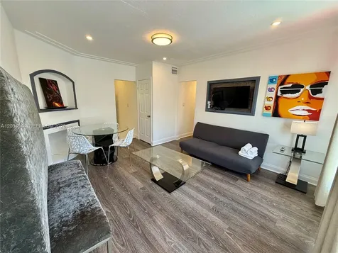 1542 Jefferson Avenue Miami Beach FL 33139