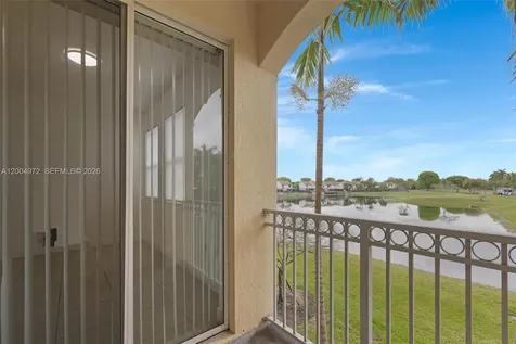 10012 NW 7th Street Miami FL 33172