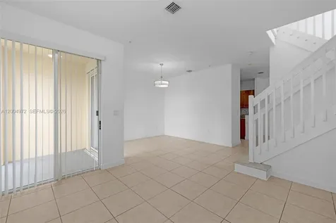 10012 NW 7th Street Miami FL 33172