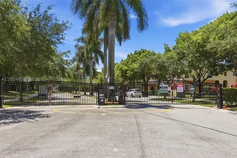 10012 NW 7th Street Miami FL 33172