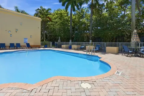 10012 NW 7th Street Miami FL 33172