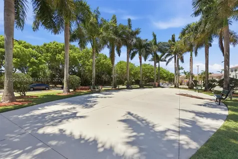 10012 NW 7th Street Miami FL 33172