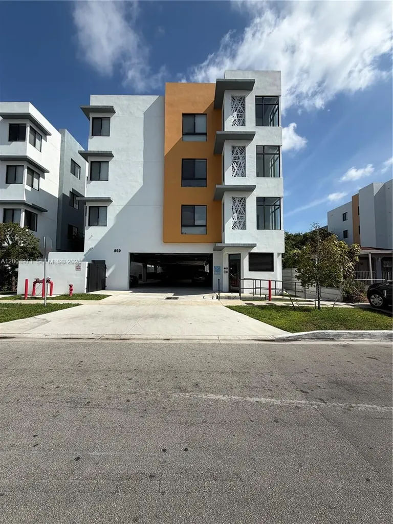 853 E 24th Street Hialeah FL 33013
