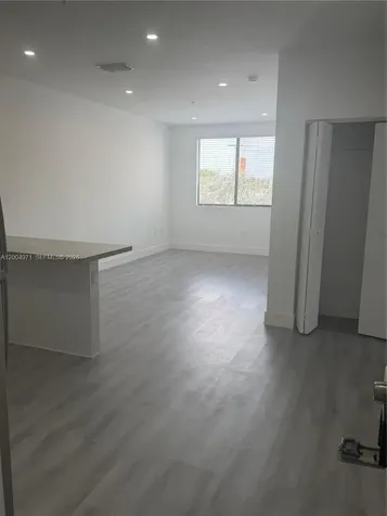 853 E 24th Street Hialeah FL 33013