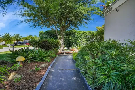 15540 SW 152nd Terrace Miami FL 33187