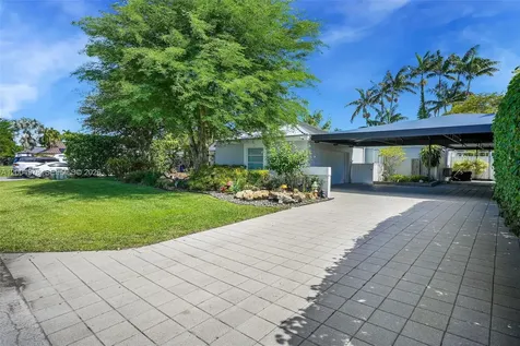 15540 SW 152nd Terrace Miami FL 33187