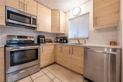 4524 SW 54th Street Dania Beach FL 33314