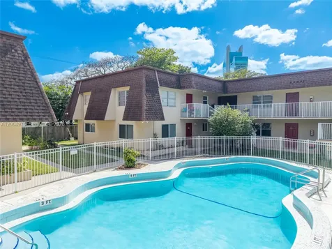 4524 SW 54th Street Dania Beach FL 33314