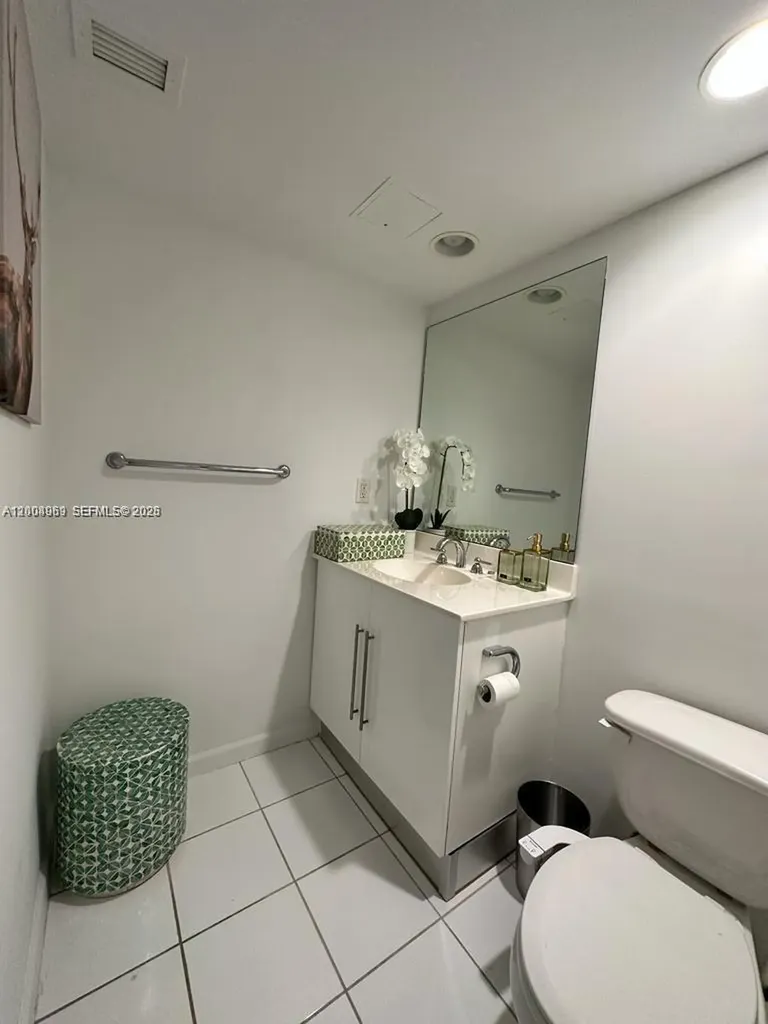 3000 S Ocean Drive Hollywood FL 33019